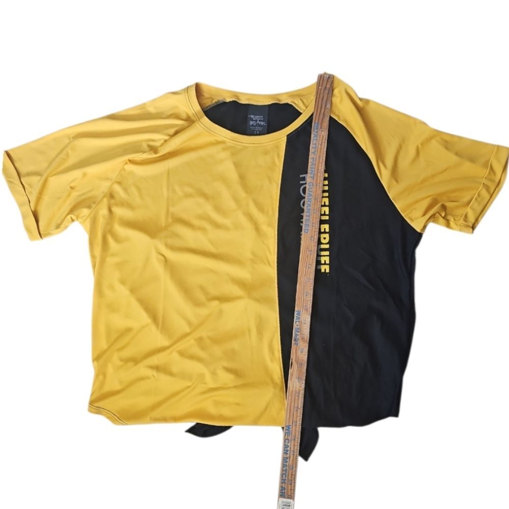 Hufflepuff Hogwarts Tie Back Athletic Tee Sz 2x Yellow Black Split Color NWT - Picture 10 of 16